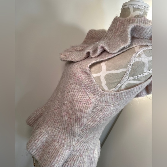 Gorgeous Zara baby pink ruffle knit top - Picture 8 of 9